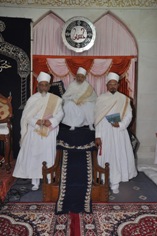 Moharram ul-Haraam: Huzoor-e-'Aali (tus) with Mazoon Maulaa and Mukaasir Maulaa